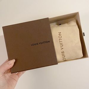 Louis Vuitton | Gift Box & Dust Bag